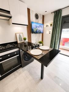 Chic Urban Studio - Maarif Casablanca - Walk to Twin Center
