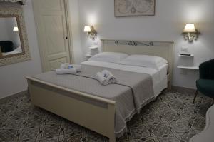 Back Room Relais