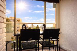 Estudio con piscina y terraza cerca de la playa en Benalmádena