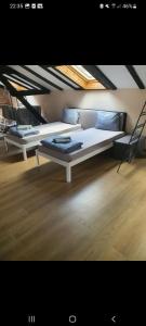 Single Bed Center
