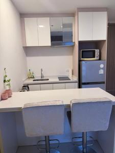 Del Mare Bangsaley condo