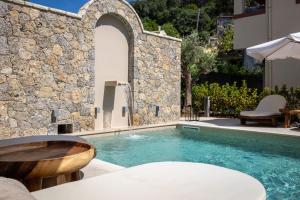 Almyra Living - Adults Only