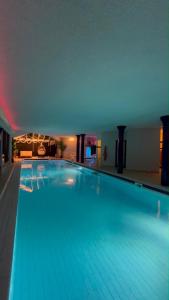 Le jardin secret pool and spa
