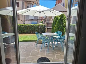 Apartment Garden Residence with private parking