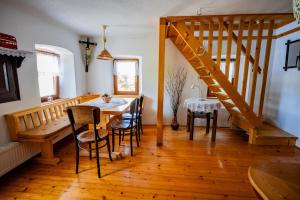 Vintage House Tomazin
