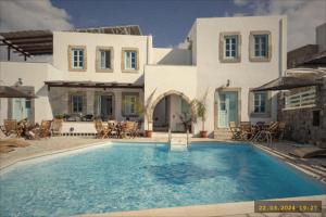 Holiday Home in Patmos Near Skala Port, G842