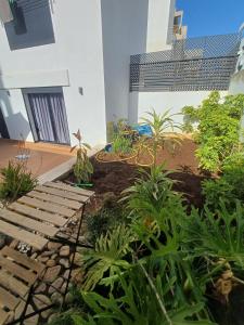Privé - Grande Terrasse - Jardin - Netflix - Parking