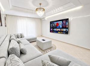 Tinjis Royale Appartements