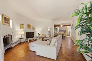 Puerto Banus 2 Bedrooms Apartment P2