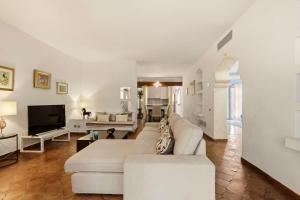 Puerto Banus 2 Bedrooms Apartment P2