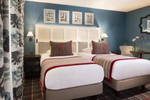 Standard Twin Room room in Les Tournelles