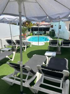 Beach Boys Resort Men Only solo hombres