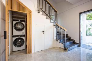 New Dhermi Icon 4 - Parking and Kitchen