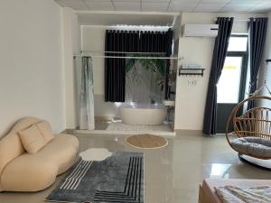 BEE Homestay