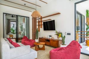 Malta Villa - Private Oasis with Pool & Garden