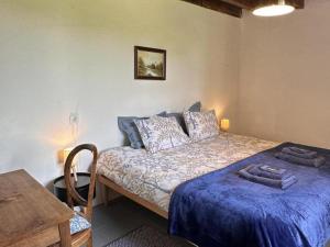 Gîte familial, animaux admis - séjour en Auvergne - FR-1-489-640