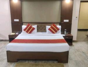 Hotel O TP Suites