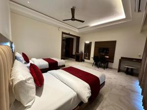 Velvet Hotel & Banquet
