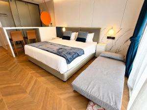 1-Min Walk to Layan Beach • Top-Floor King Studio