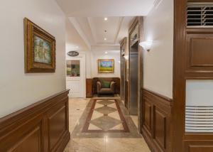 Orchid Garden Suites