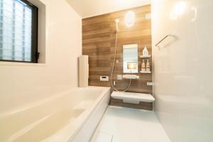 ホワイトプラムハウス東京 White Plum House Tokyo お花茶屋駅徒歩7分 日暮里,上野駅直通 空港アクセス良好 最大10名様