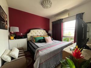 Flame Tree Residence , City Center & Close to Beach Cozy Apartment