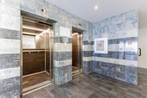 Budget Beachfront Golden sands