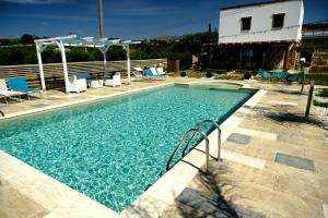 Villa Cerasella - Rustic Sicilian Retreat with Private Pool & Sunset View