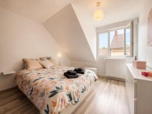 2-bedroom apartment, 2 bathrooms, wifi & garage