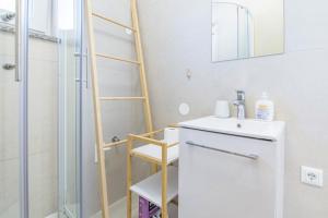 Apartma Istrsko zavetje pri Kopru - Istrian Hideaway Apartment Near Koper