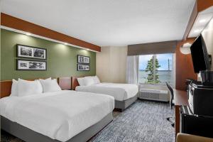 Sleep Inn & Suites Bay View Acme - Traverse City