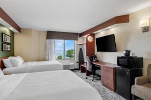 Sleep Inn & Suites Bay View Acme - Traverse City