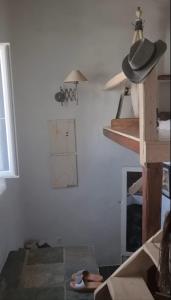 Artemonas traditional three bedroom house
