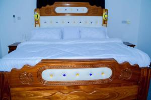 Ray Infinity Suites