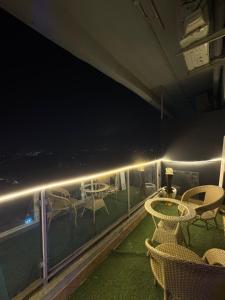 Classy White Room Sk Studio 10hours Homestay
