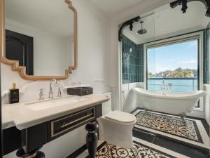 New Luxury La Casta Star Cruise Lan Ha Bay