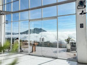 Caldera Hotel & Restaurant