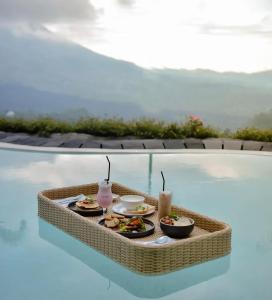 Caldera Hotel & Restaurant