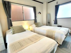 2 Units in 1 Listing near Nakano CBD and Broadway