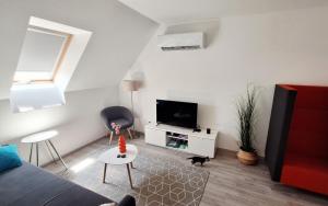 Top Floor 4ppl Loft Lelle w AC by NW