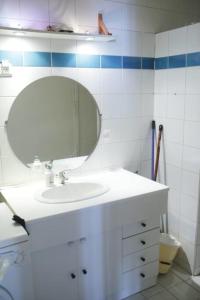 Charming Batignolles Studio near Montmartre