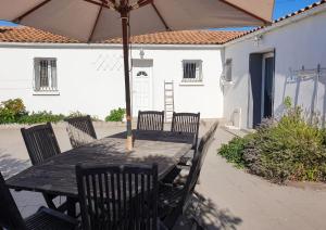 Belle maison de vacances à La Brée-les-Bains avec terrasse