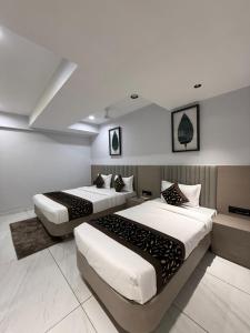 Hotel Lee Town