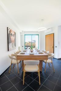 4 BD with SPA near center Private parking