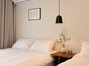 Gangnam, nonhyeon station Mono Stay, EV