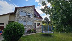 Meggyes Apartman