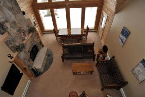 Secluded Breckenridge Log Cabin | Creekside, Fireplace & Sleeps 8