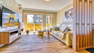 Szklarska Village - Apartament Workation - idealny do pracy i wypoczynku by Royal Aparts