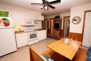 Corolla Beach Escape | 4BR Home with Deck & Jacuzzi Tub