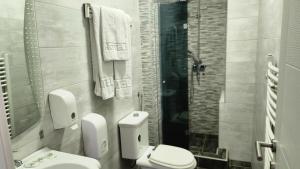 Hotel Rile Men Blue